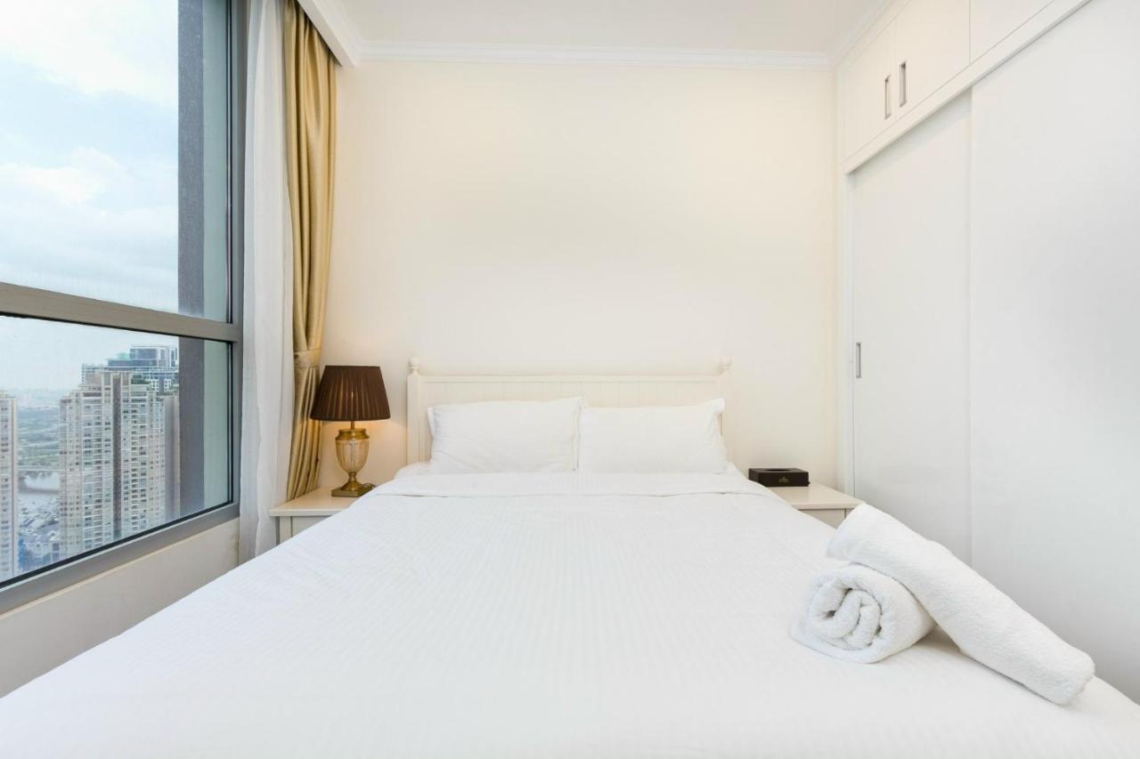 Landmark - Vinhomes Airbnb * Ho Chi Minh City