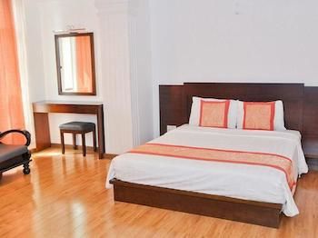 Little Brick Saigon Hotel 2*
