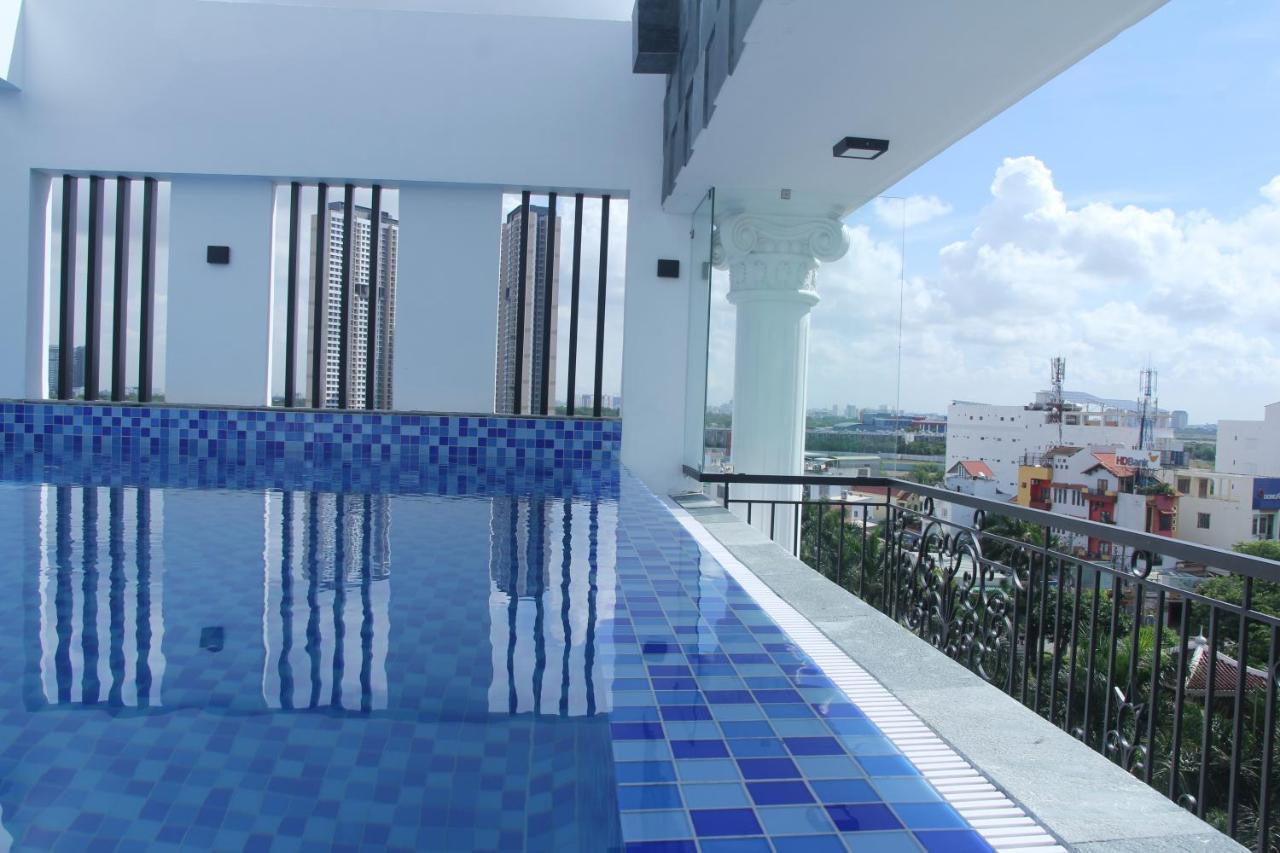 Lyly's House - *