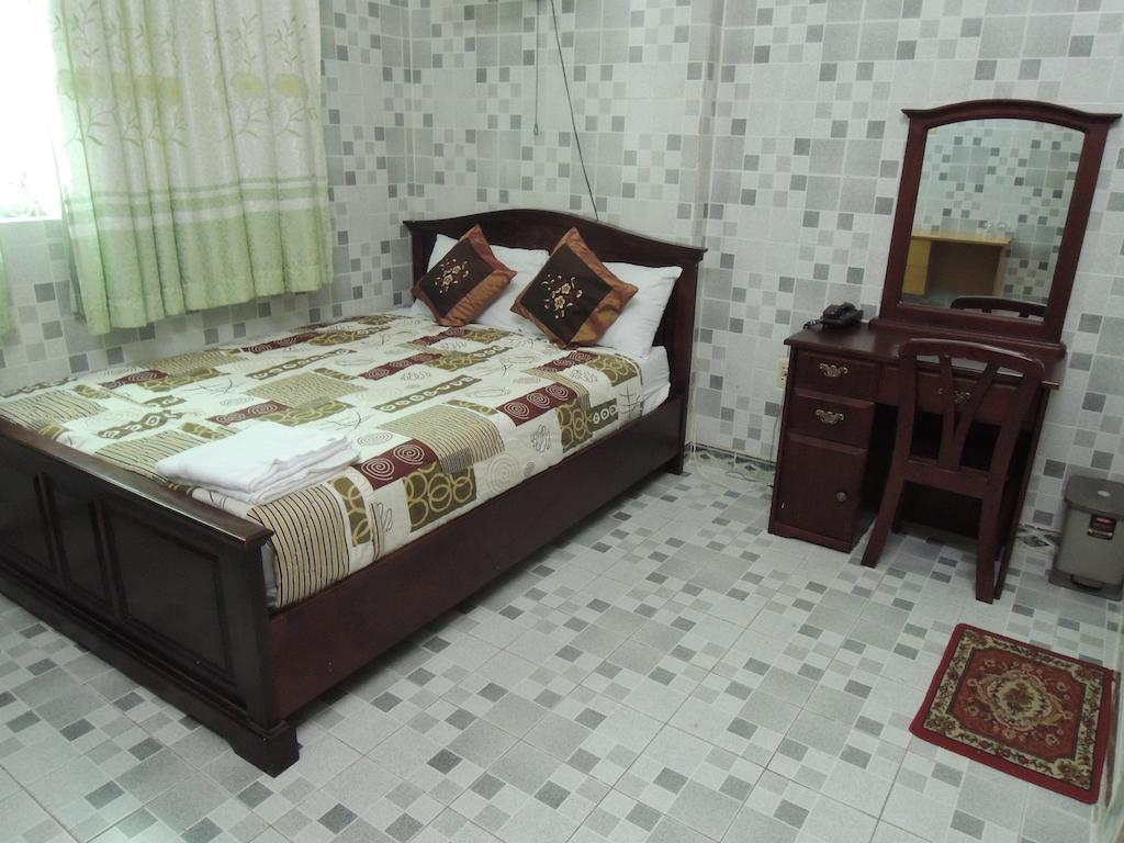 Tan Sinh Huong Hotel