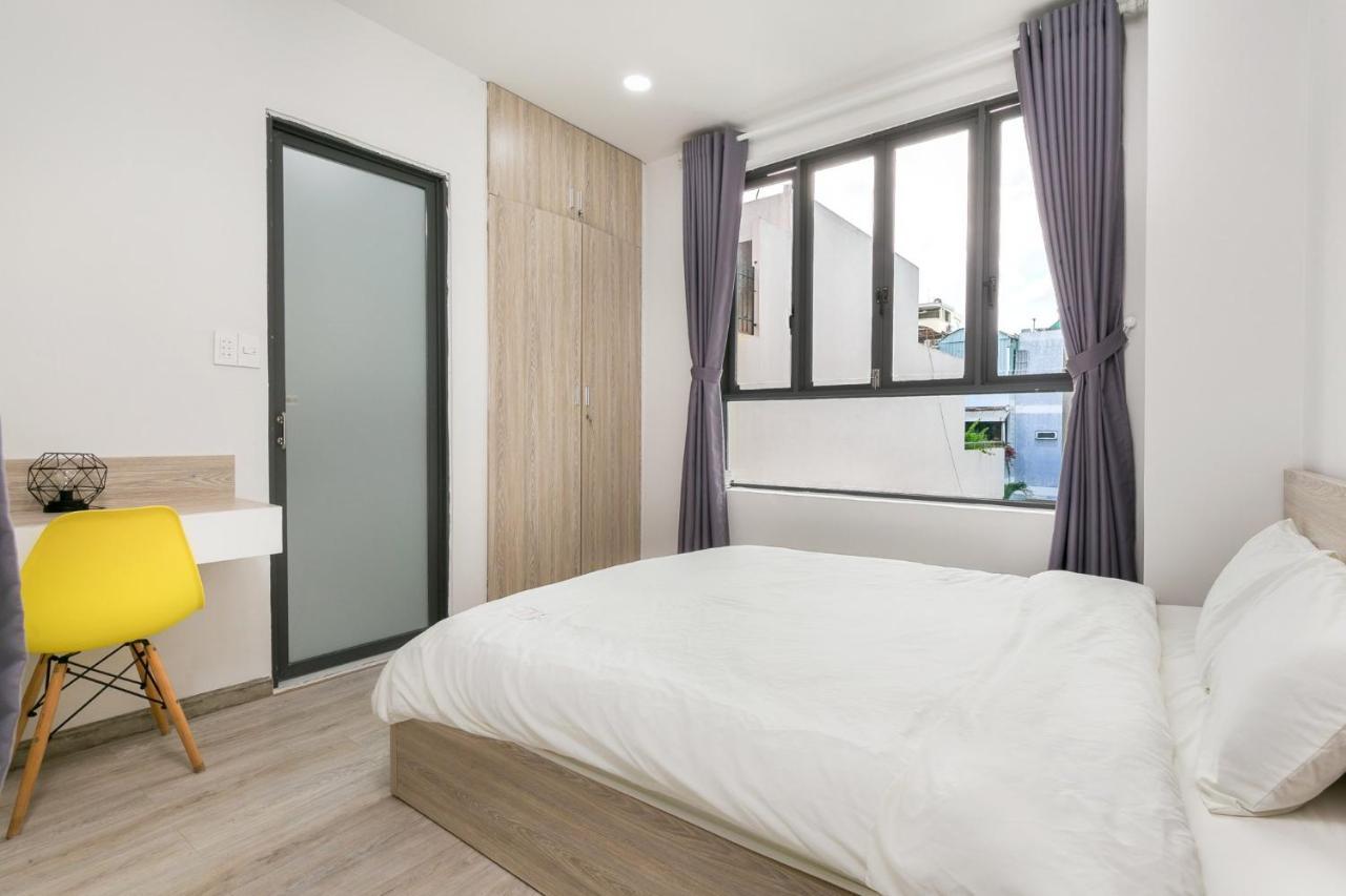 Dlux Saigon 3*