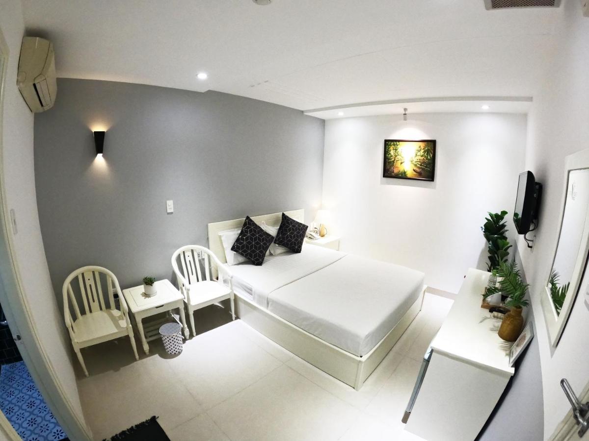 Dinh Phat Hotel