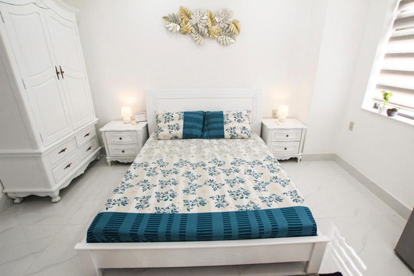 Cozy Studio With Swimming Pool - Lakeview Novaland