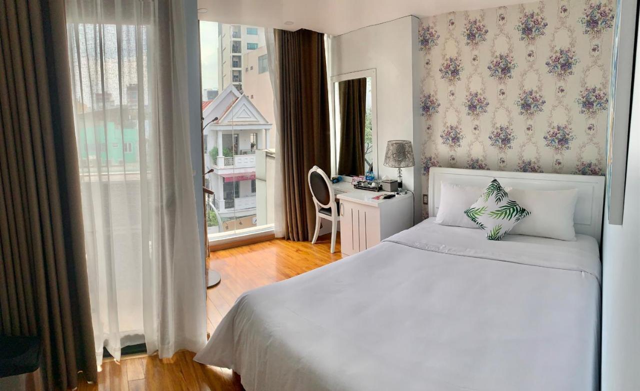 Reddoorz Plus Amore @ Nguyen Trai Street Ho Chi Minh City