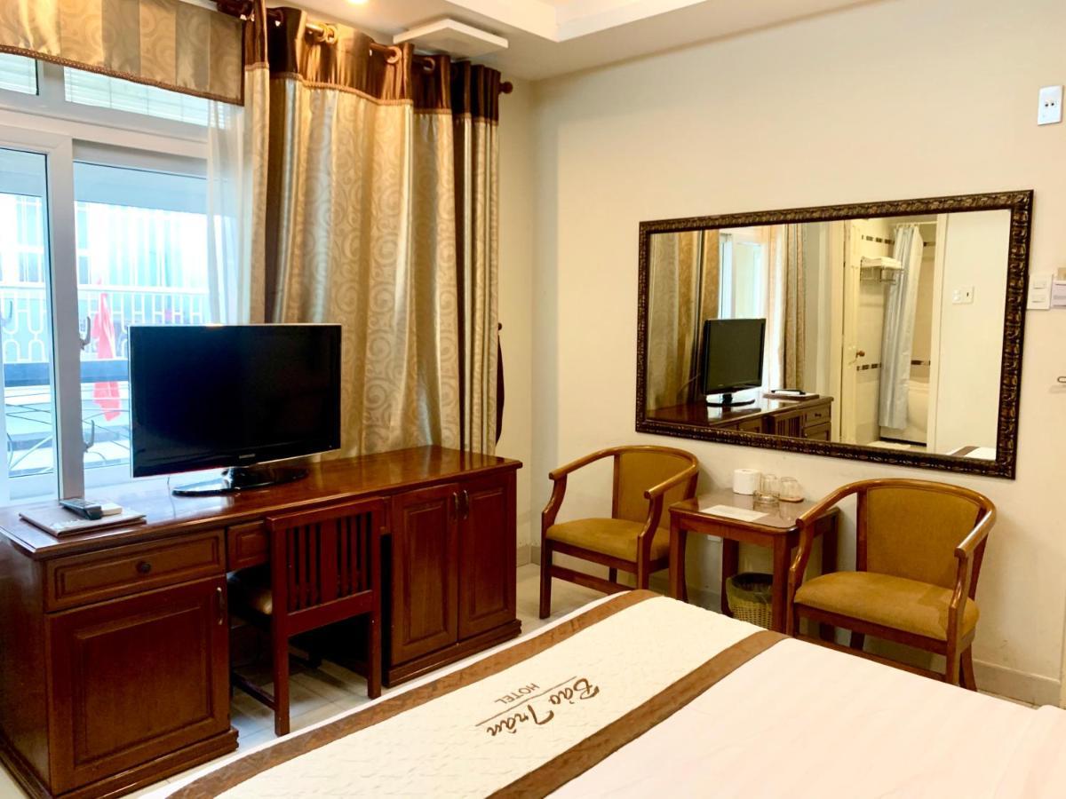 Bao Tran * Ho Chi Minh City
