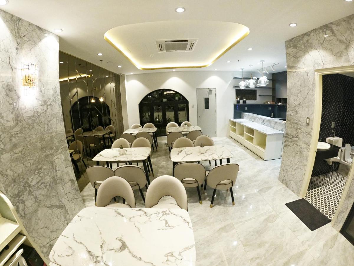 Hotel Dinh Phat