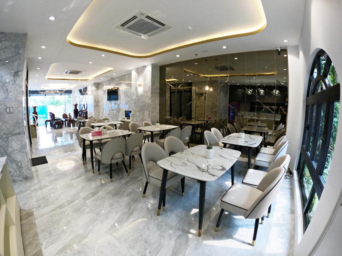 Dinh Phat Hotel 2*