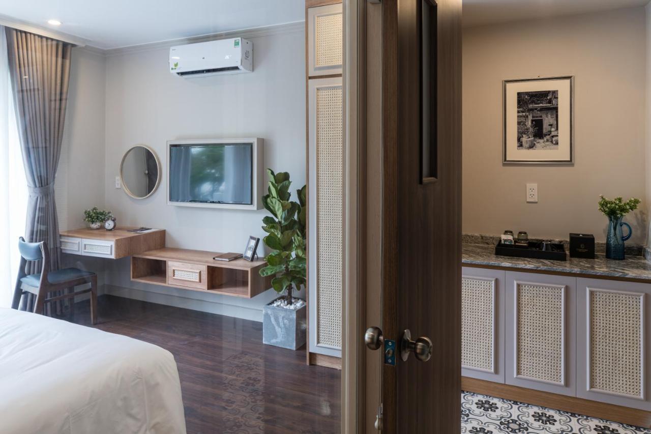 Aparthotel Charmaine's &