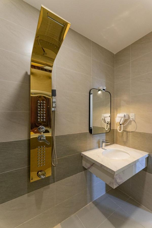 A 2* Ho Chi Minh City