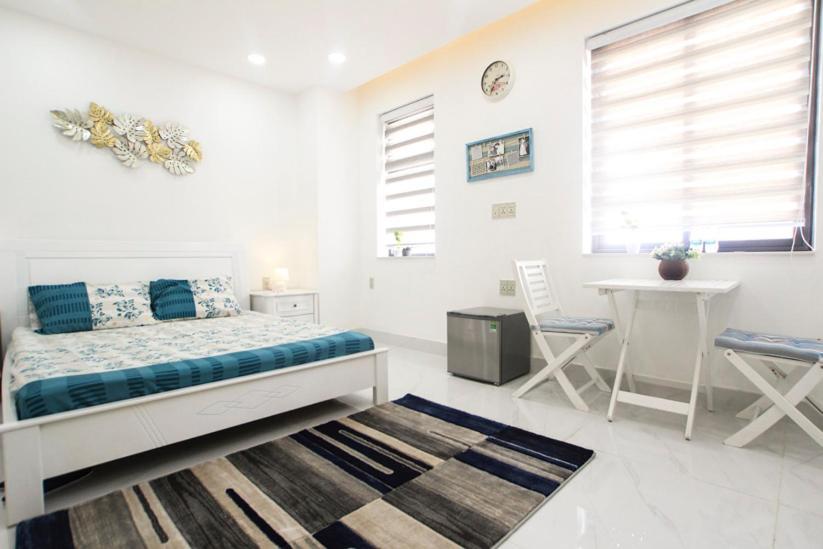 Cozy Studio With Swimming Pool - Lakeview Novaland Aparthotel