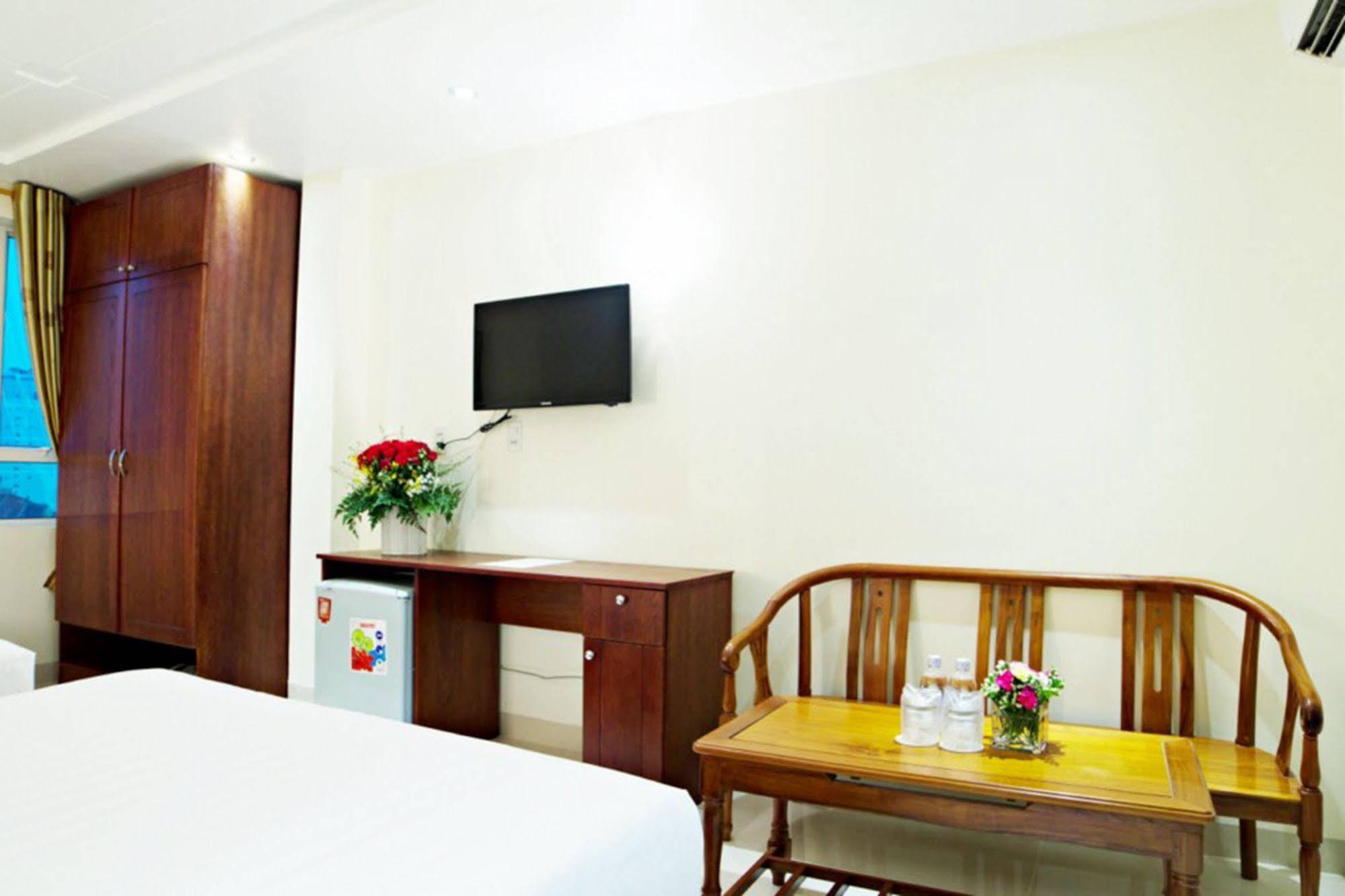 Dinh Phat Hotel Ho Chi Minh City