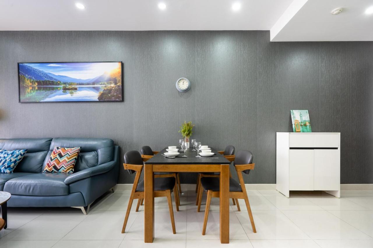 Saigon Royal 2 Bedrooms Amazing View For Over 30 Nights Apartment Ho Chi Minh City