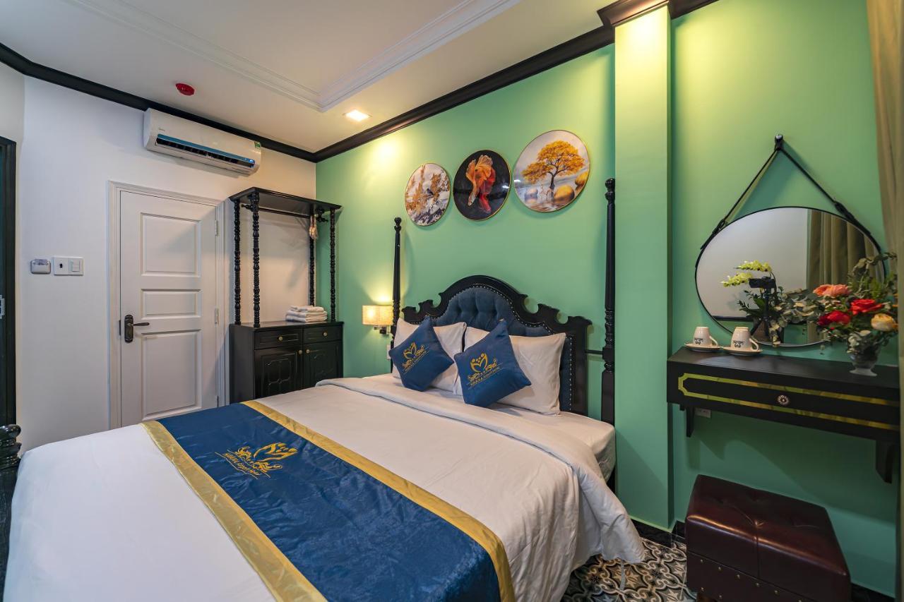 Vy Vy Airport Hotel *