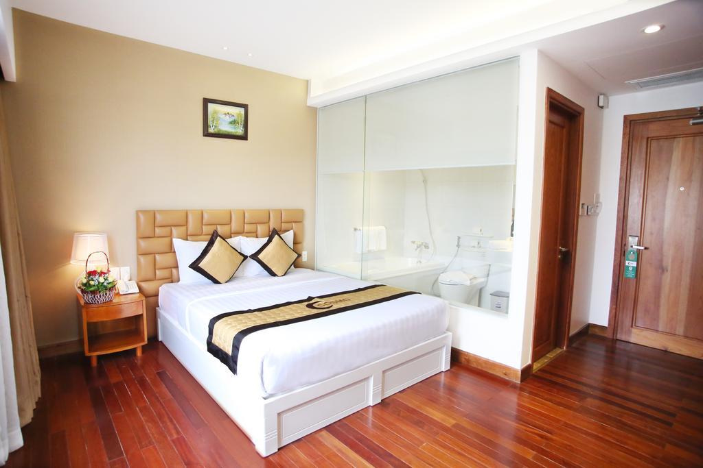 Hotel Cosmopolitan 3*