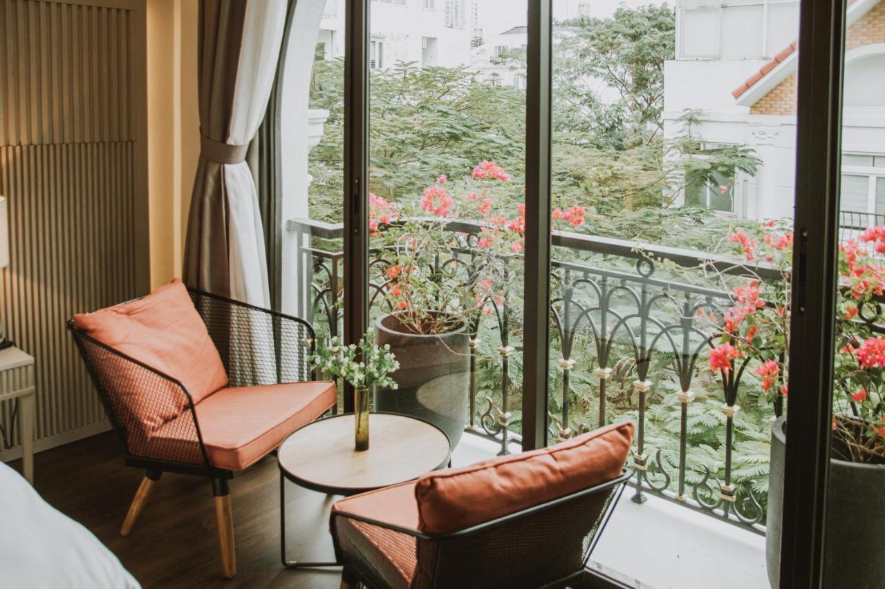 Charmaine's & Aparthotel