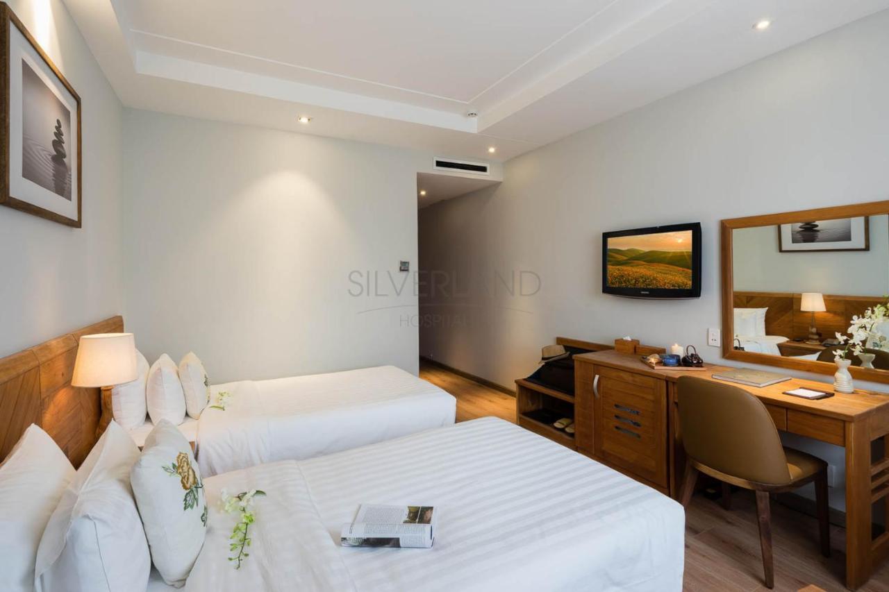 Silverland Yen 4*