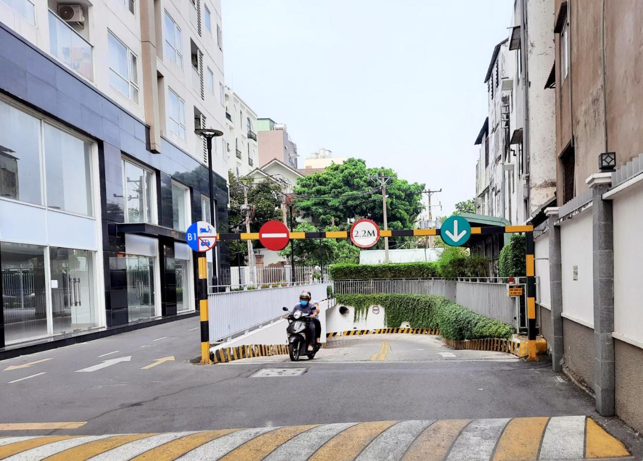 Jolie - 5b Pho Quang - Sky Center *