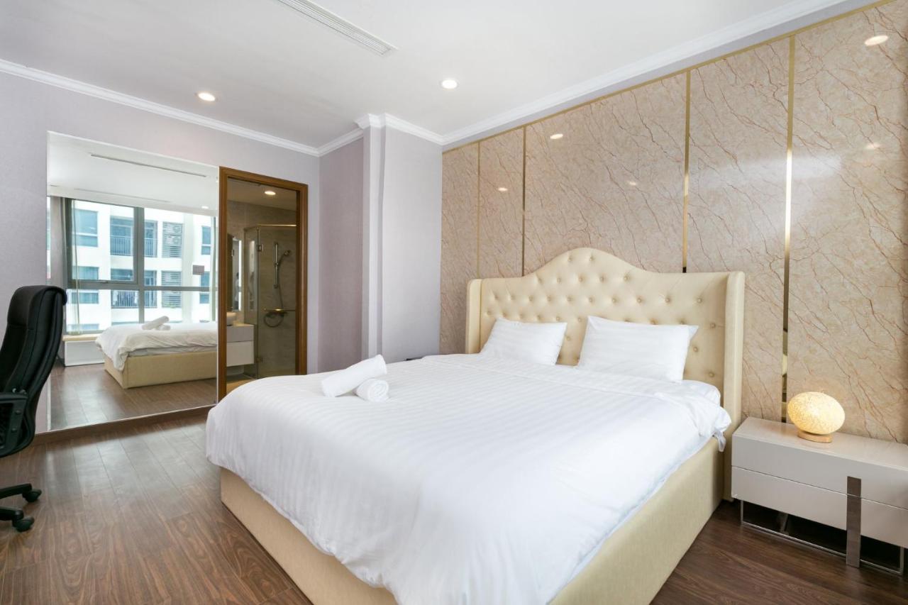 Vinhomes Landmark 81 Apartment *