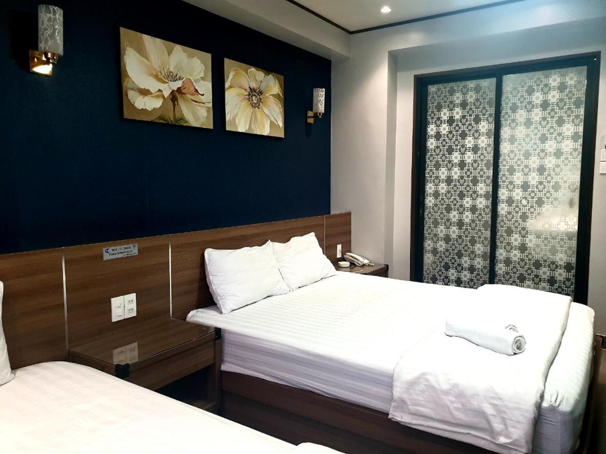 Hotel Reddoorz Premium Cloud 9 An Nhon Ho Chi Minh City
