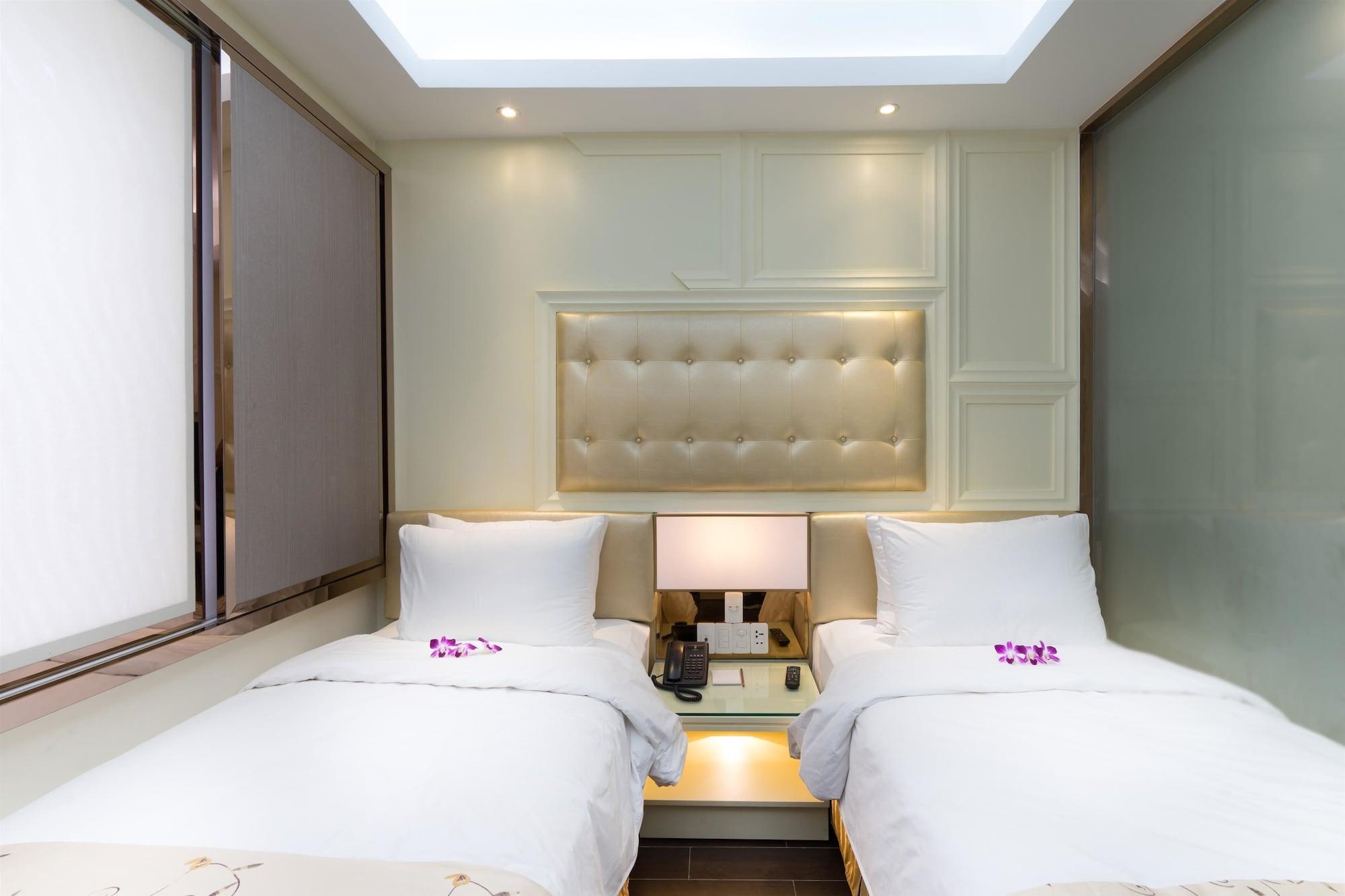 Empress 3*