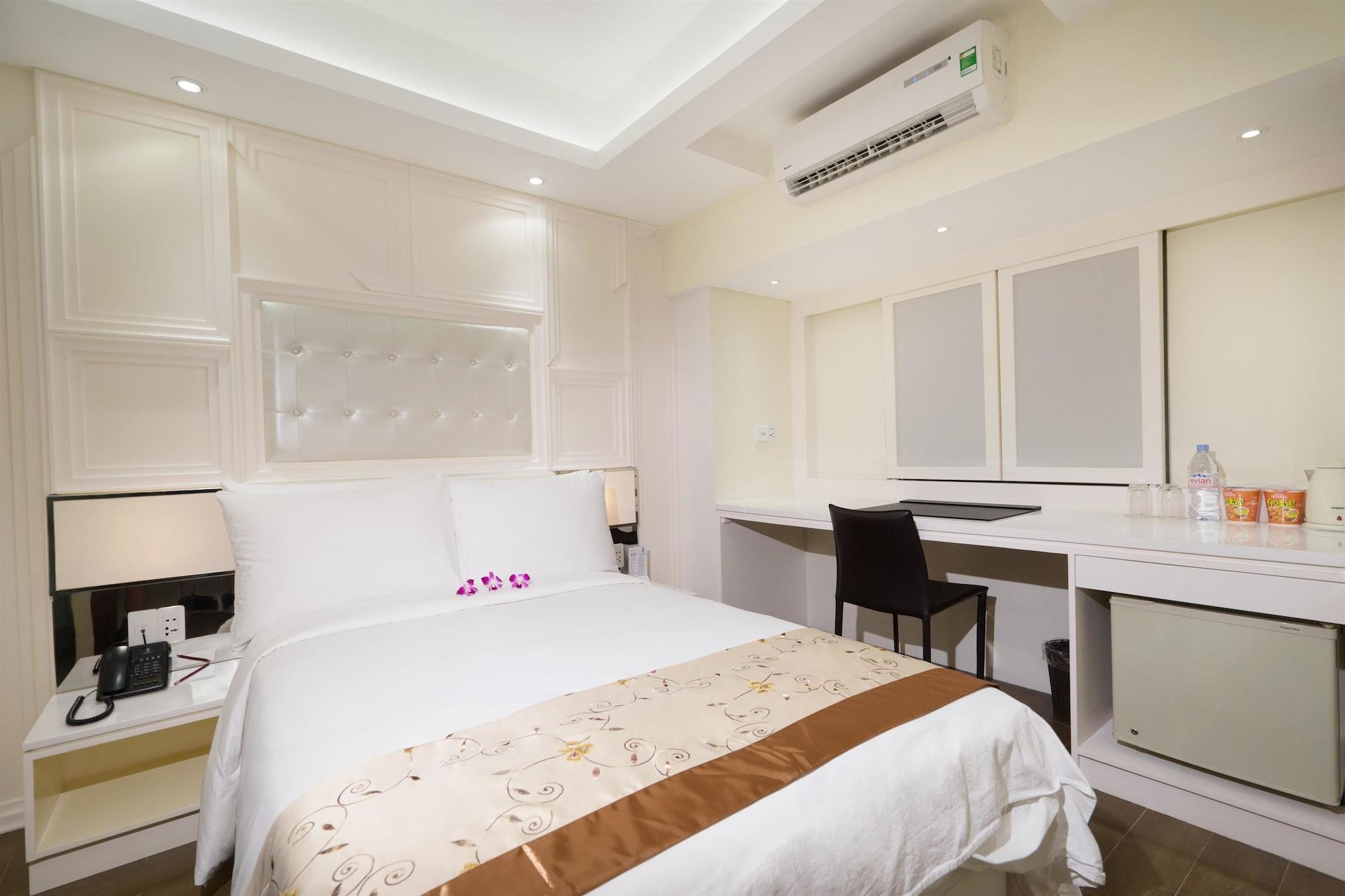 Hotel Empress