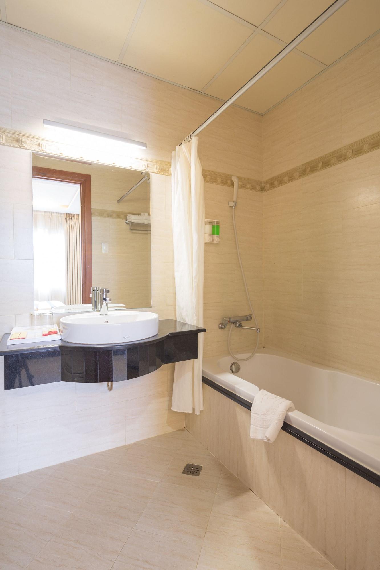 Hotel Gia Vien 3*