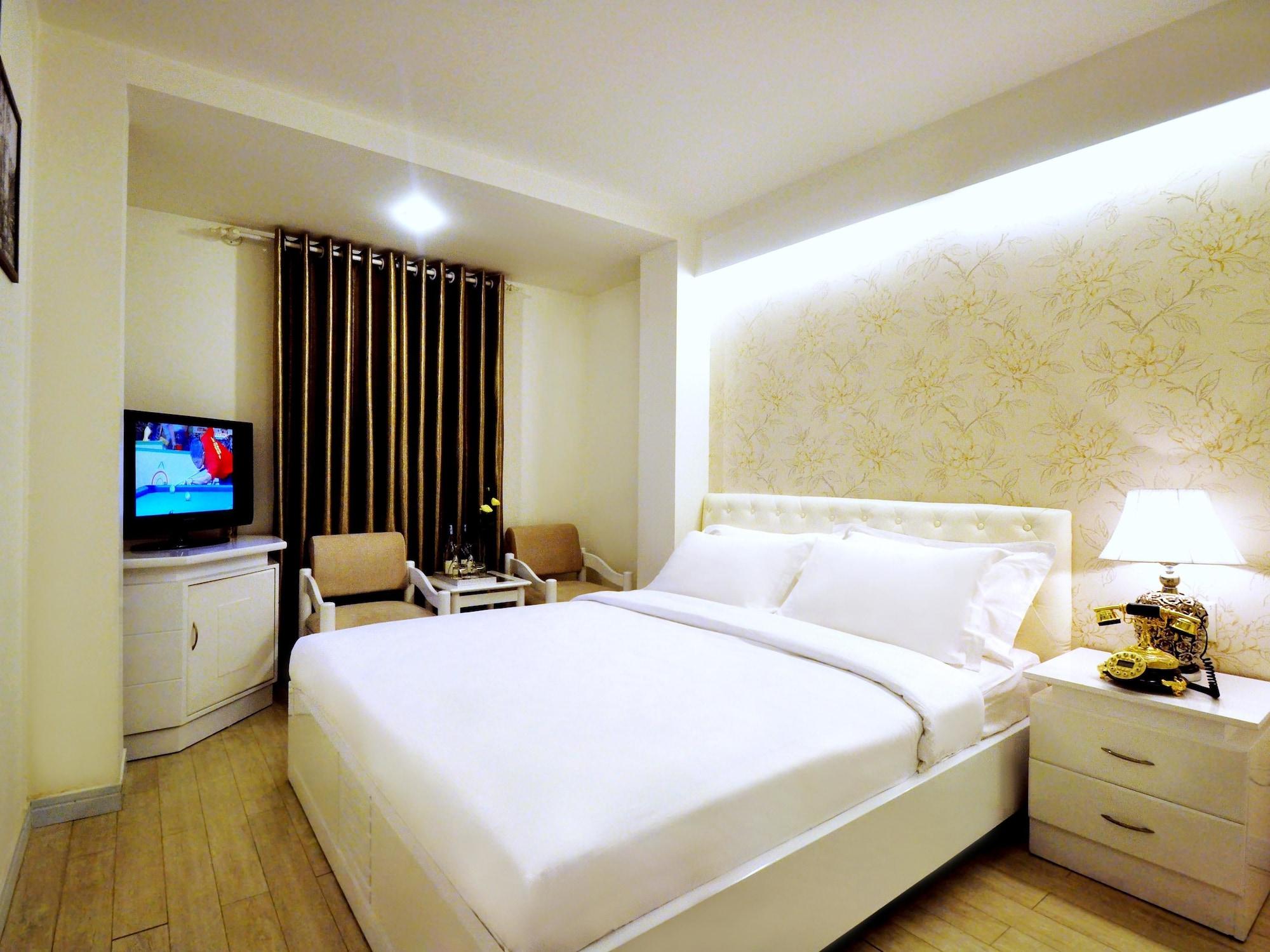 Hotel The White 8a Thai Lung 3*