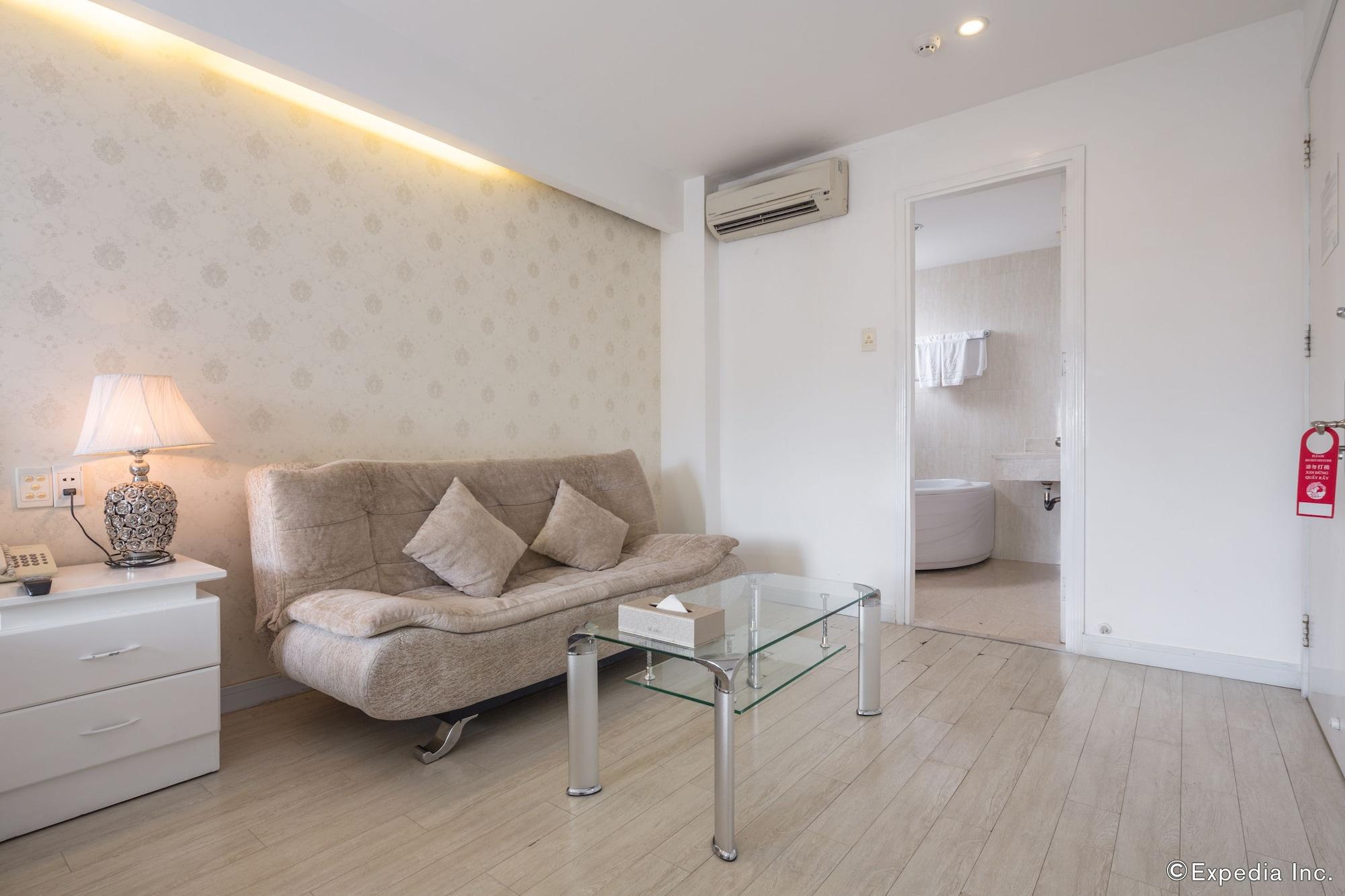 Hotel The White 8a Thai Lung 3*