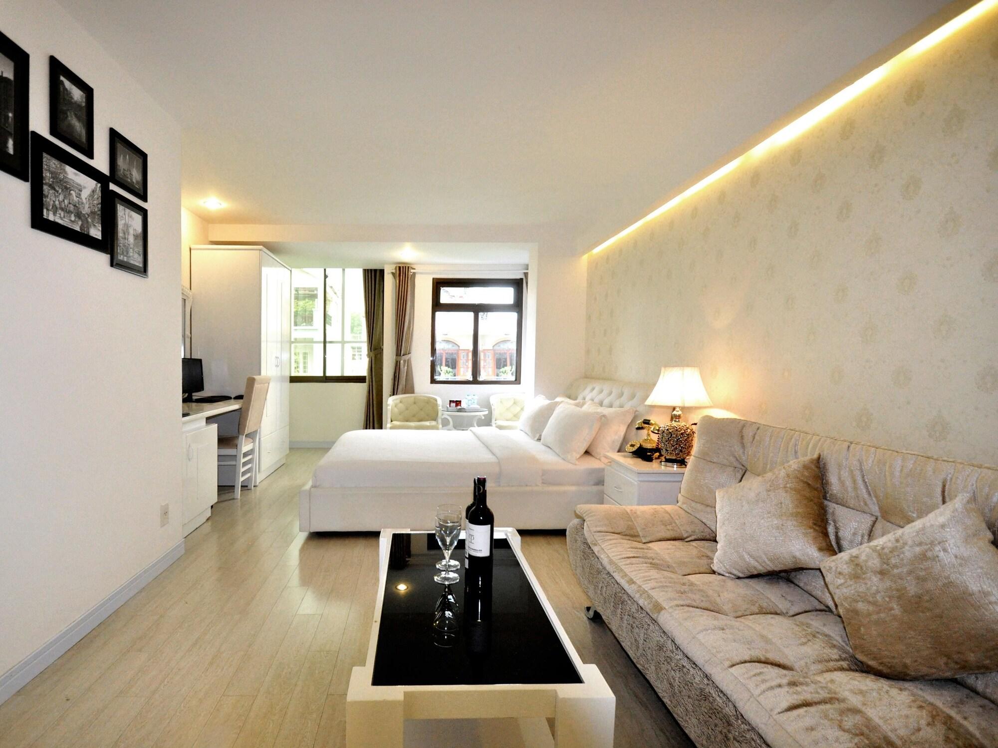 Hotel The White 8a Thai Lung