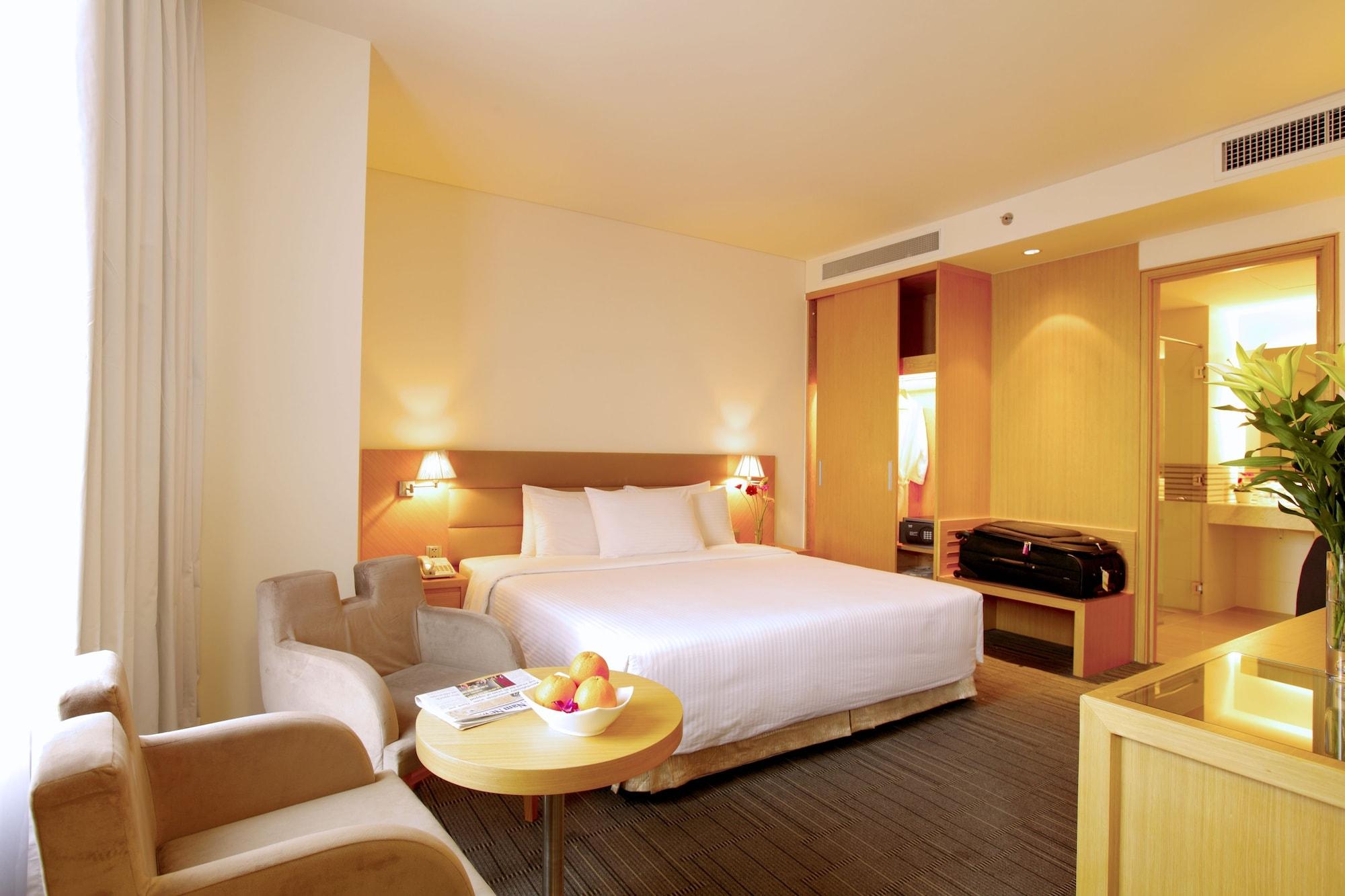 Liberty Saigon Centre 4*