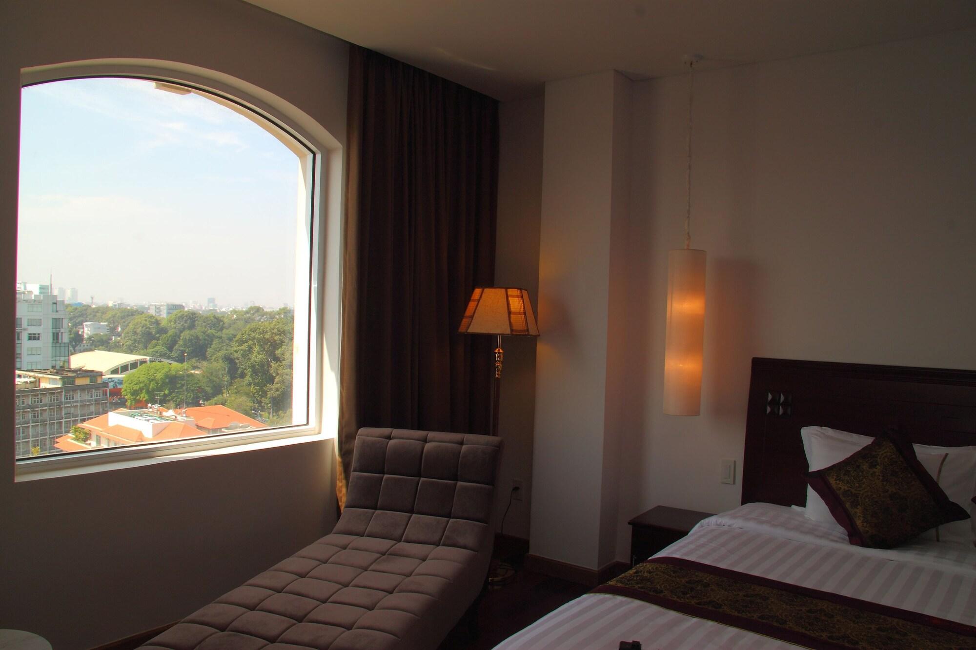 Golden Saigon Hotel