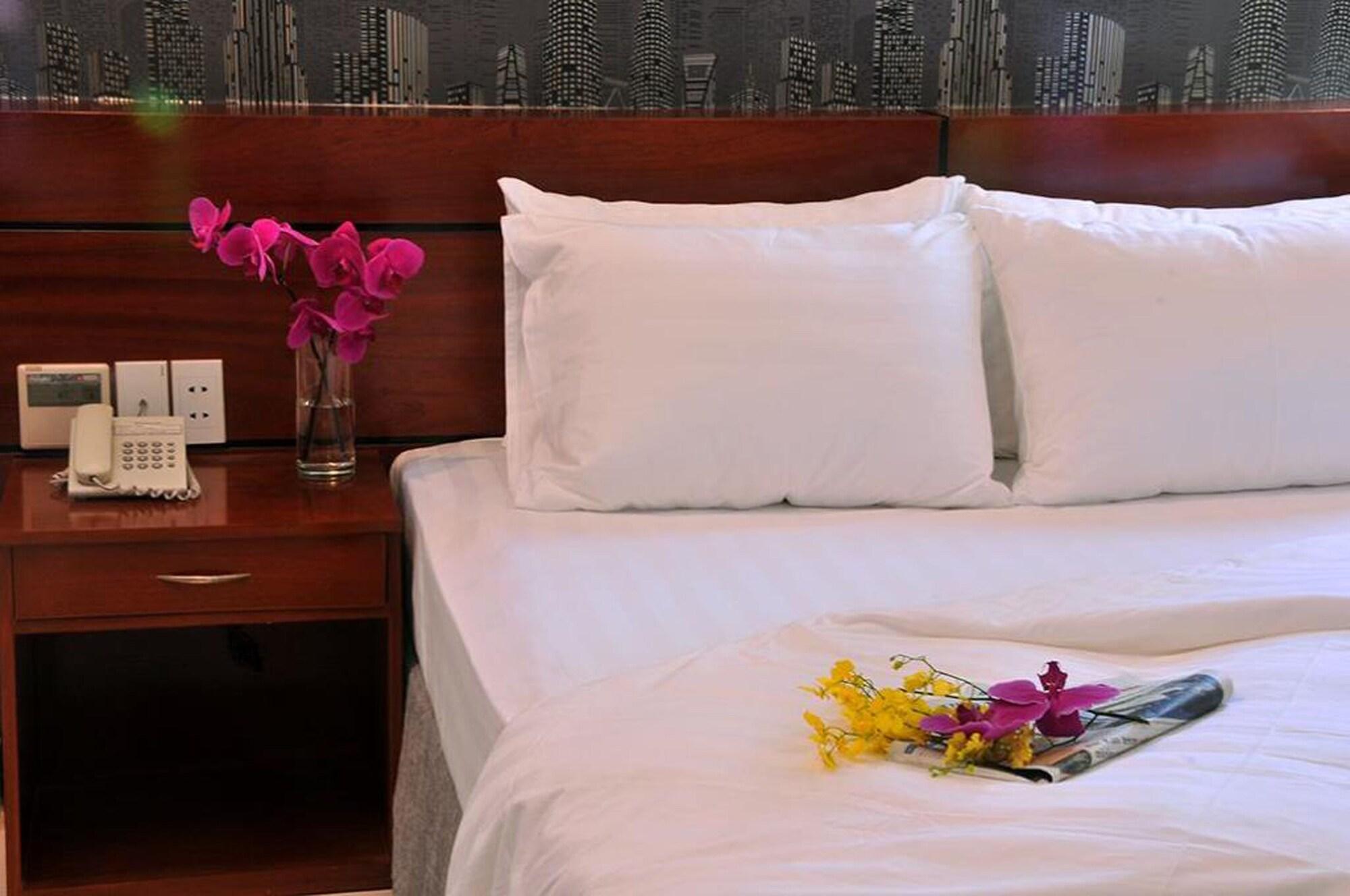 Hotel White Lotus Saigon 3*