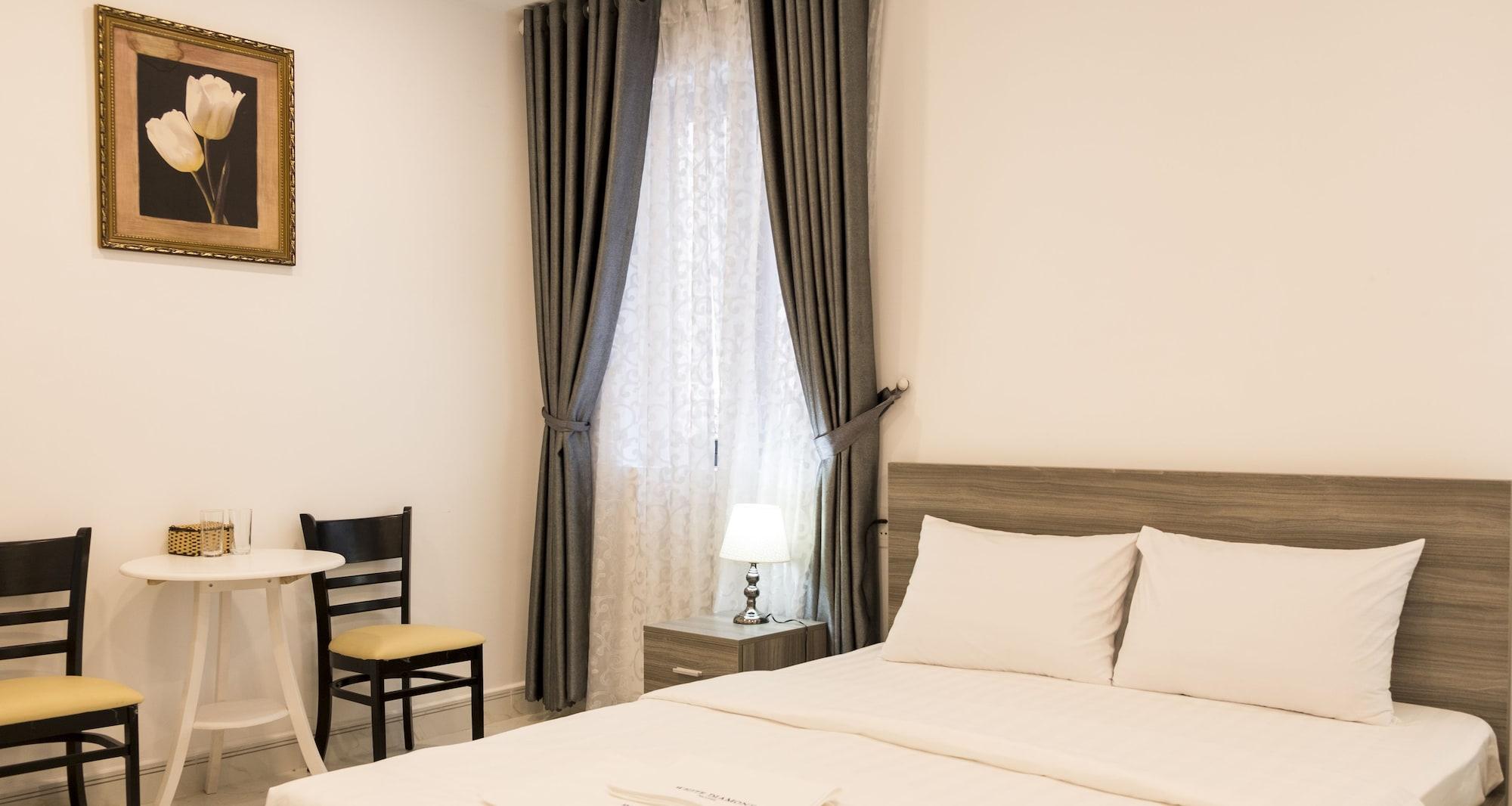White Diamond - Airport Hotel 3*
