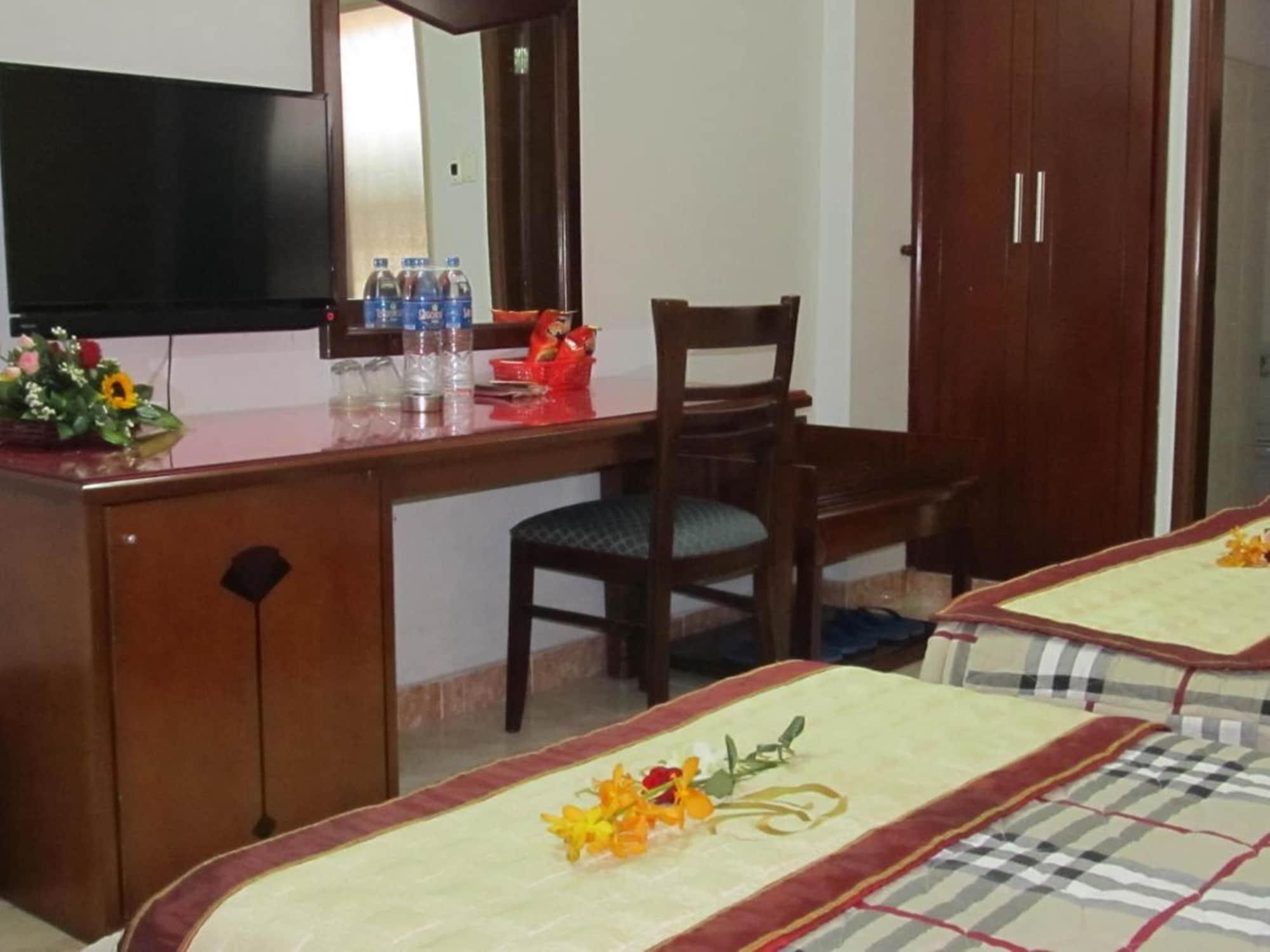 Hotel Khach San Trung Mai 2*