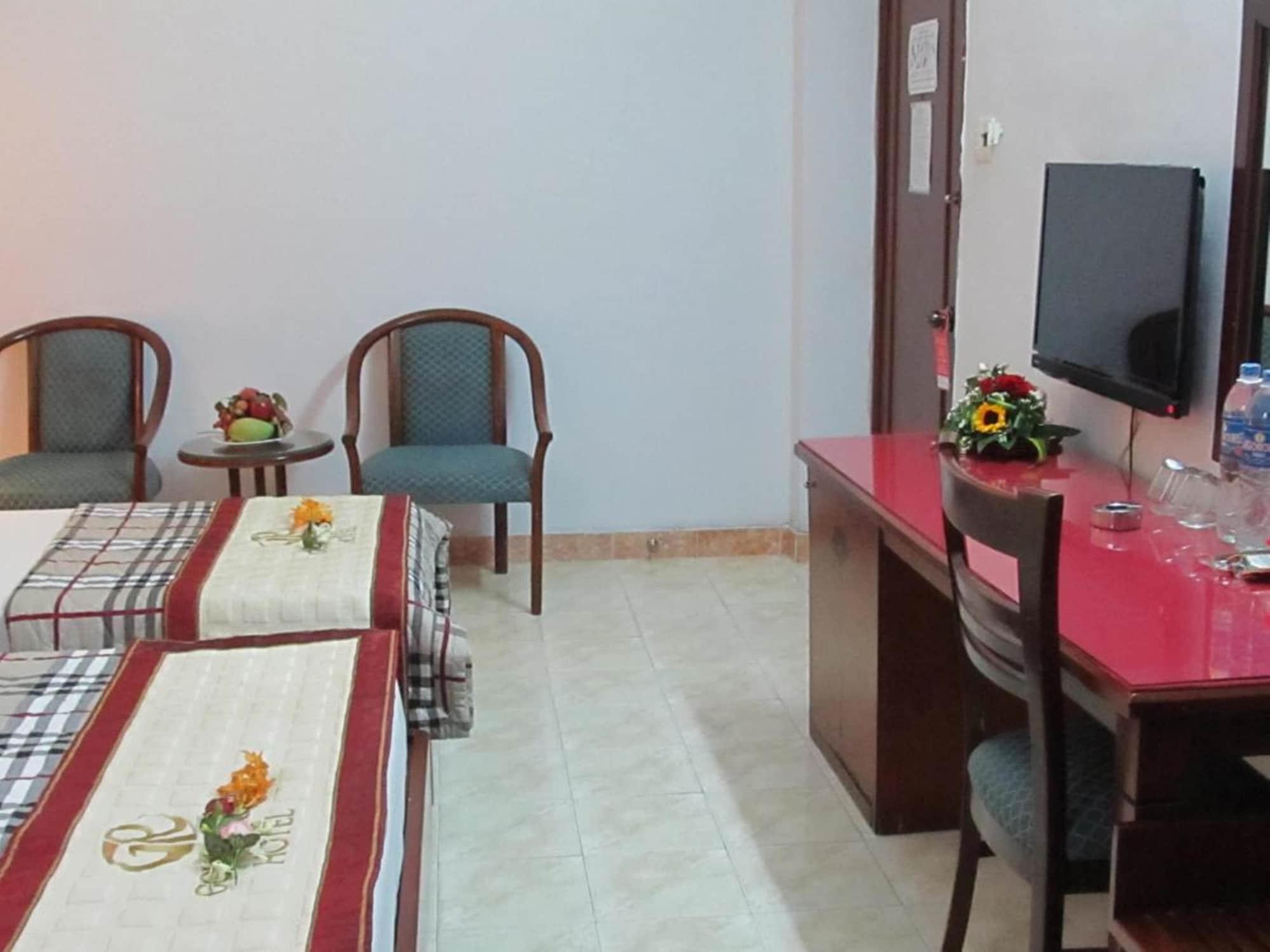 Khach San Trung Mai Ho Chi Minh City
