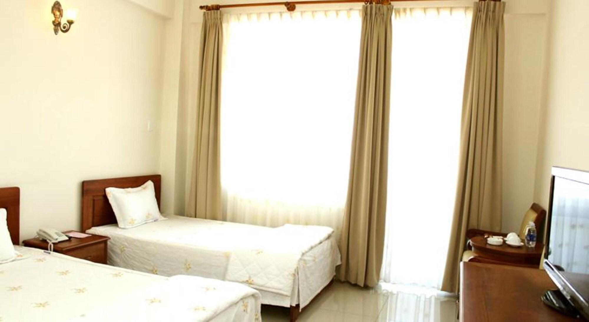Tan Son Nhat 66a Hotel 3*