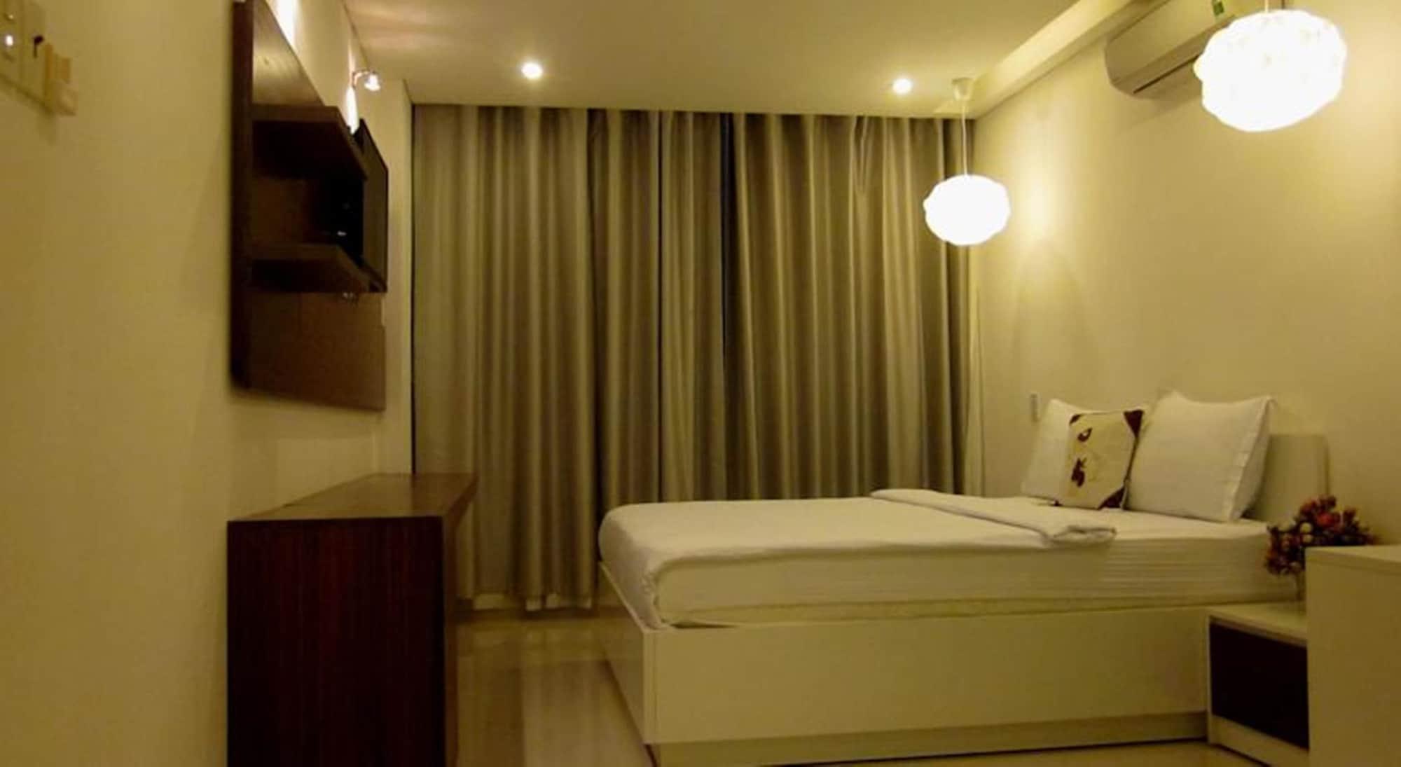 Yellow House Saigon Hotel 2*