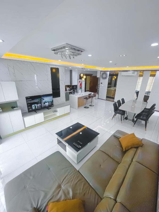 Luxury Gold Apartment 86