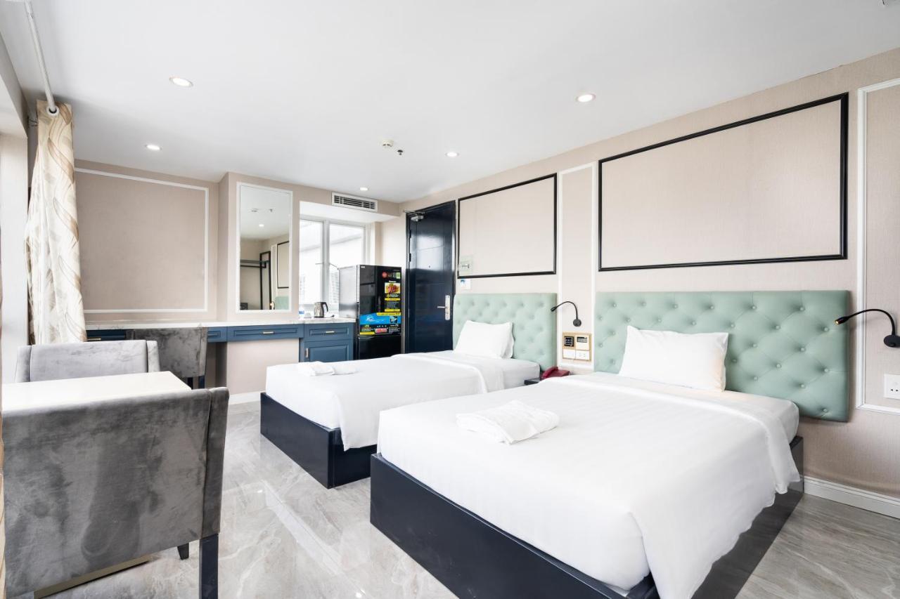 The Arrivals From Sunland 3*