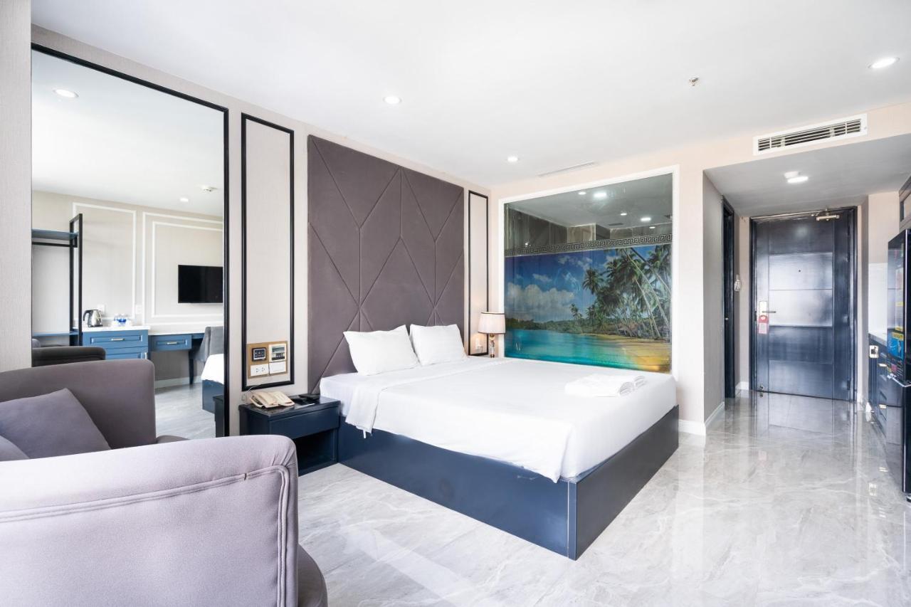 The Arrivals From Sunland Hotel 3*