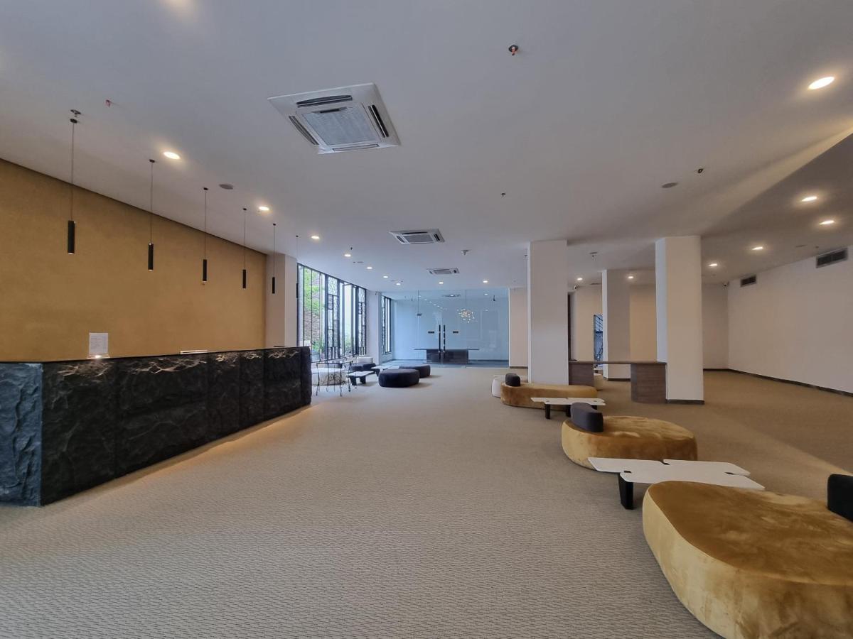 The Arrivals From Sunland Hotel 3*