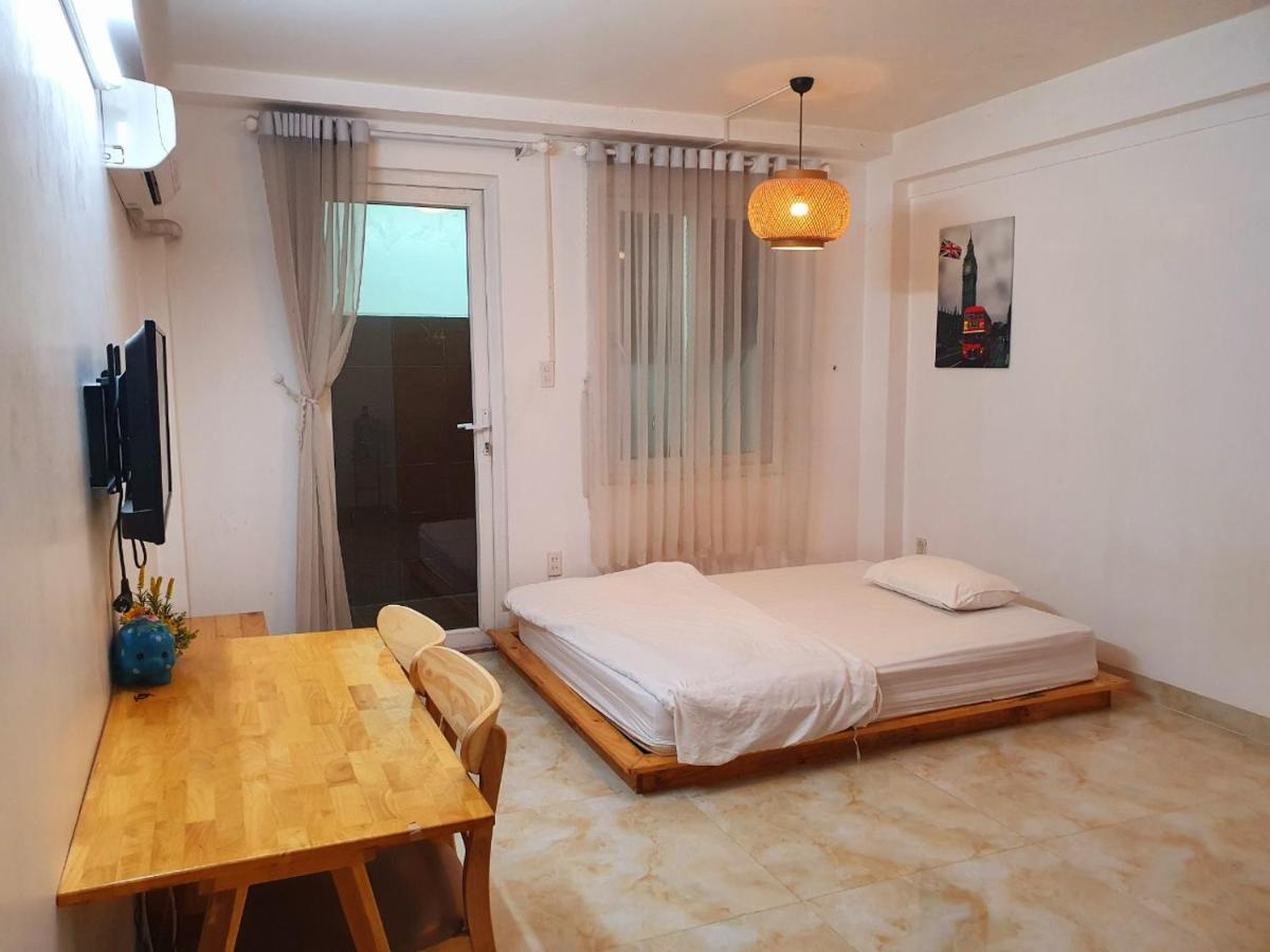 Du 1 Khách sạn hẻo lánh