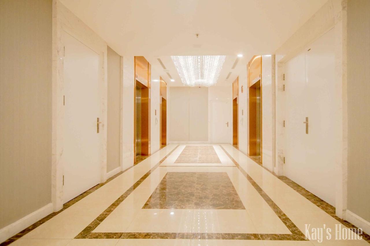 Vinhomes Premium * Ho Chi Minh City