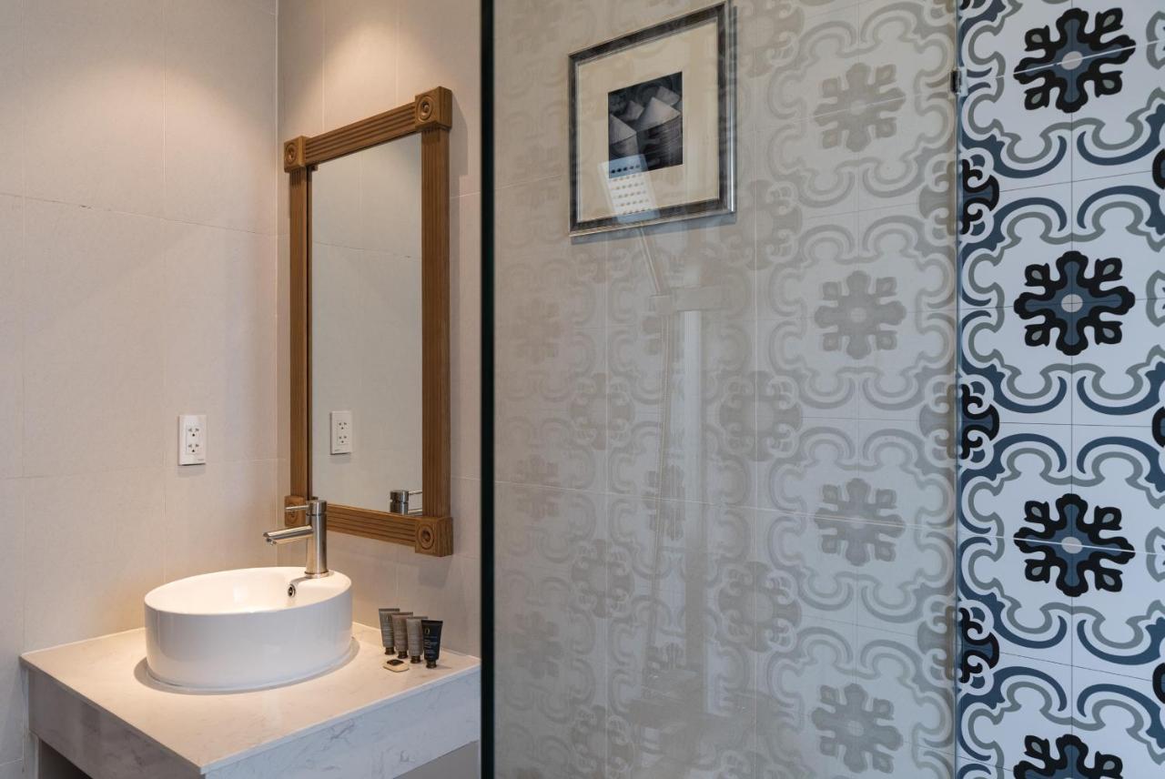 Aparthotel Charmaine's &