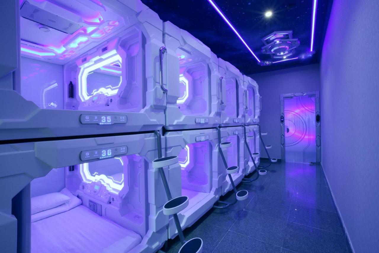 The Arrivals Capsule Sg Capsule hotel *