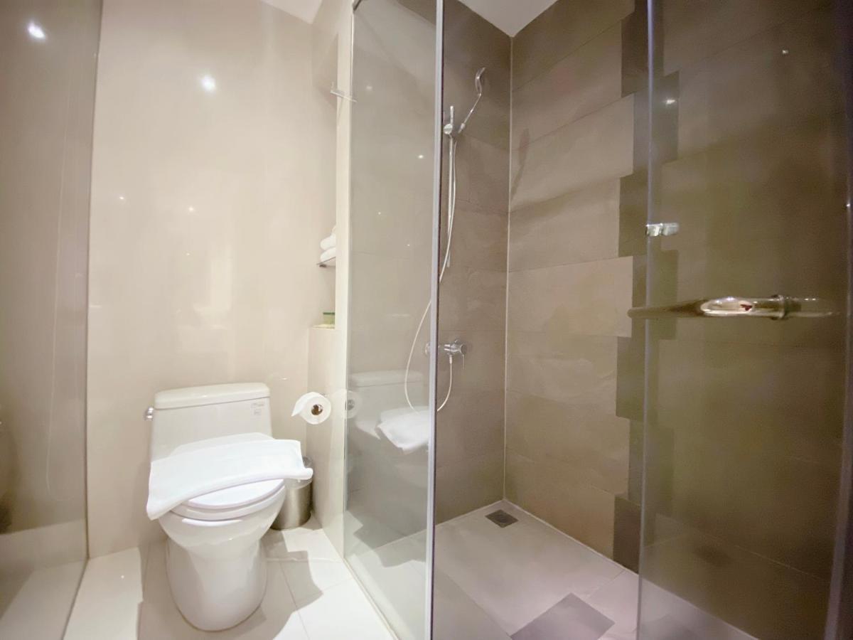 Khách sạn The Luxe 3*