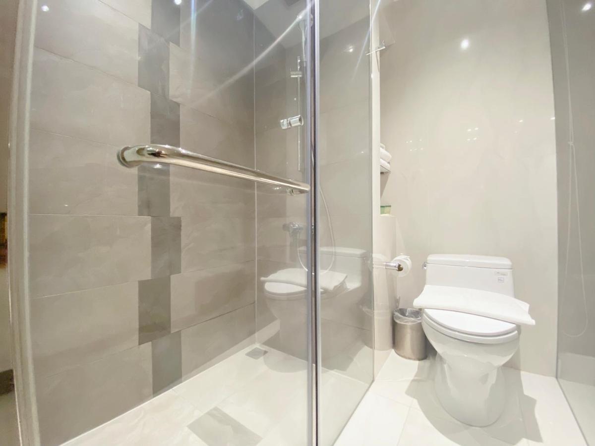 Khách sạn The Luxe 3*