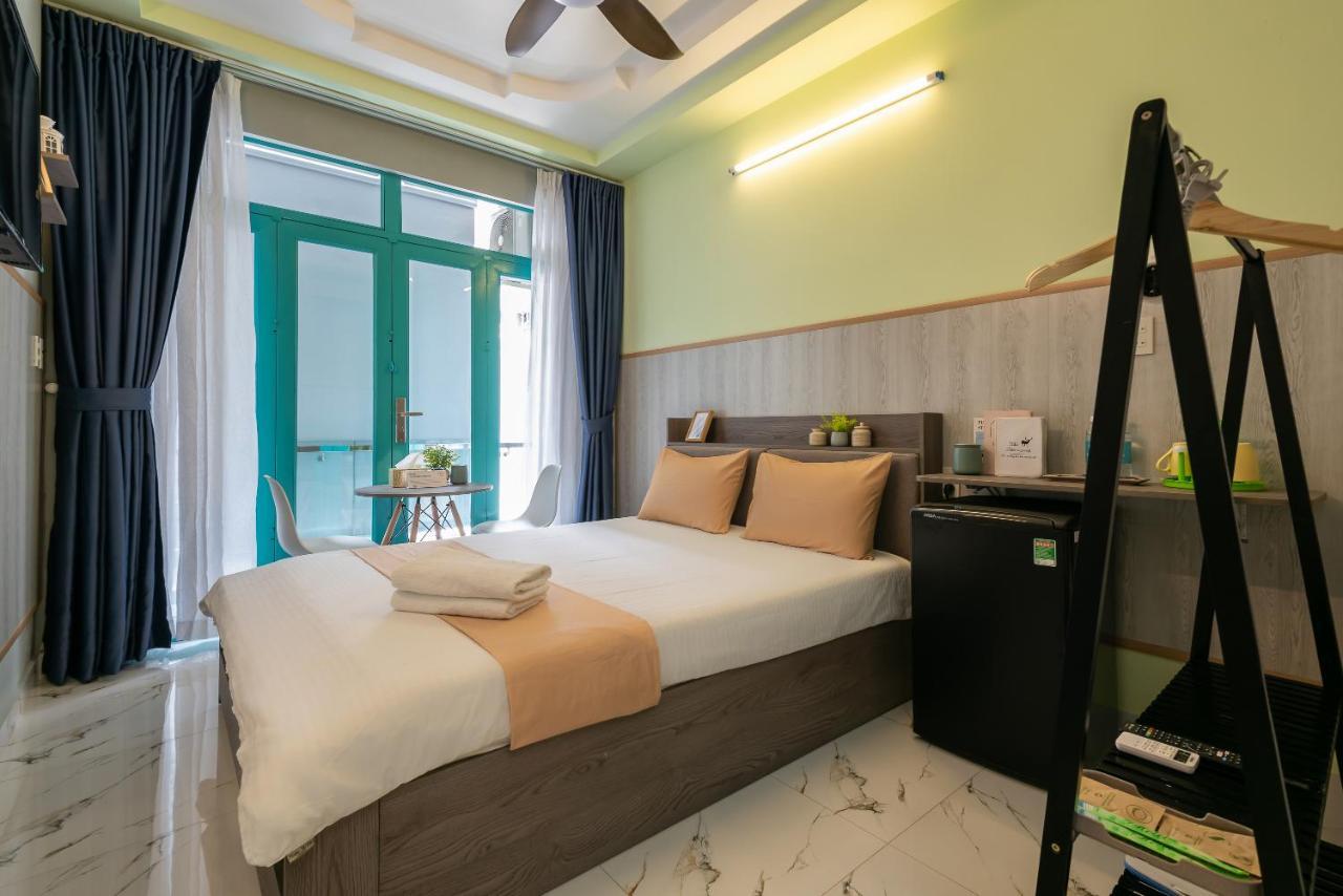 Apartment Cozrum Homes - Delightful Corner 2 Ho Chi Minh City