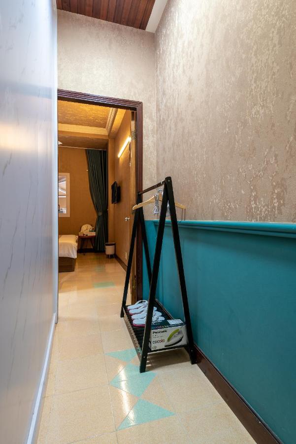 Cozrum Homes - Delightful Corner 2 Apartment