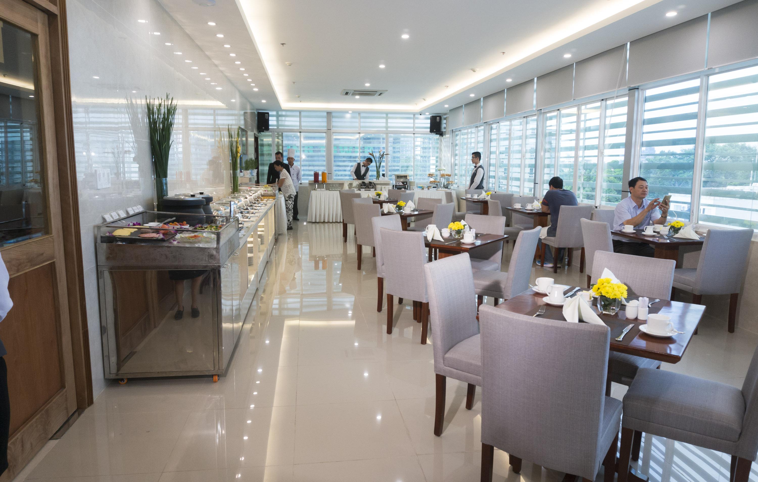 Hotel Aristo Saigon 4*